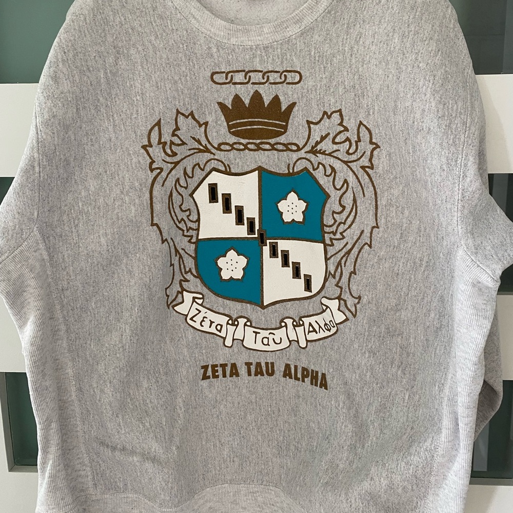 Reversible ZTA Gray Sweatshirt with Zeta crest